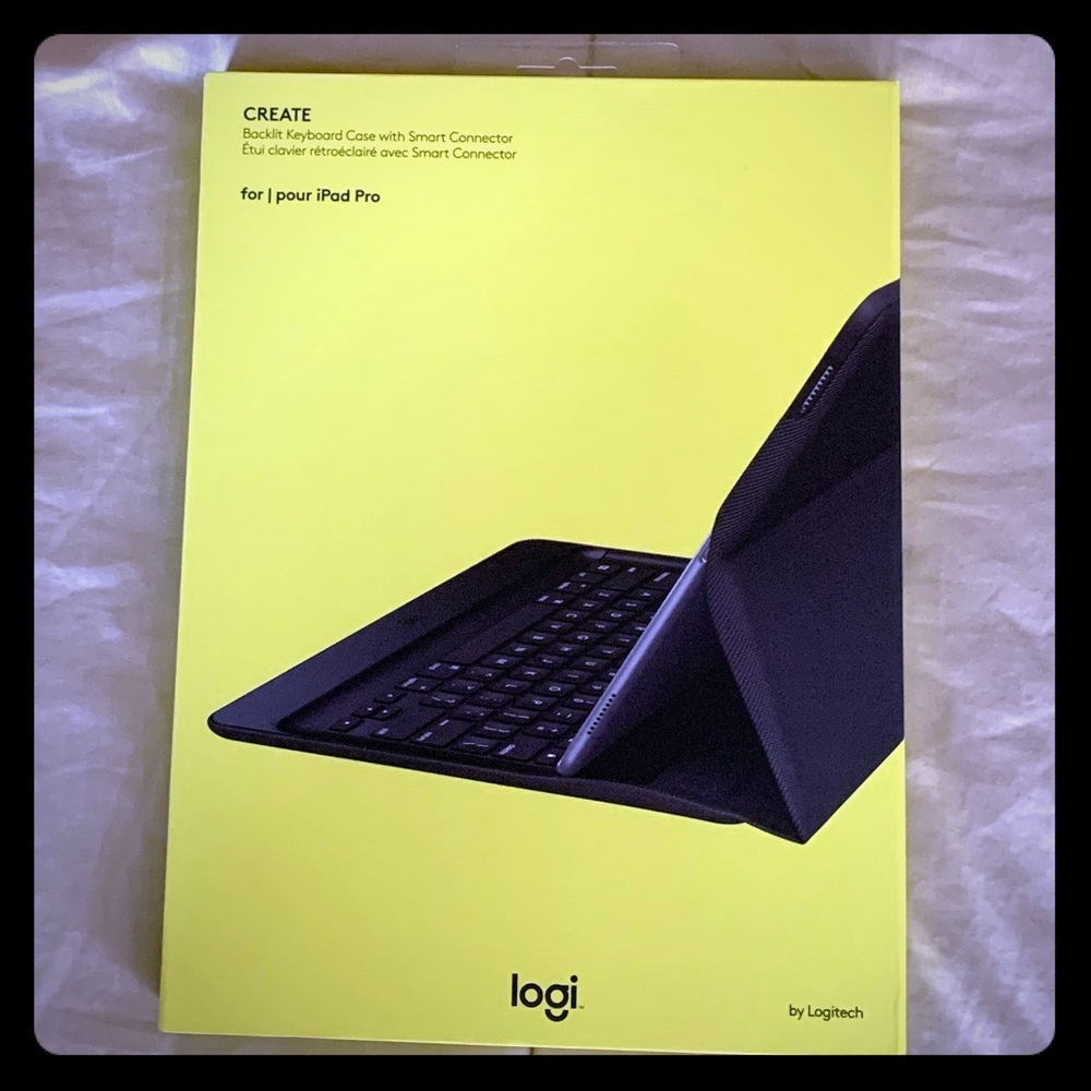 New Logitech iPad Pro keyboard and case in Black